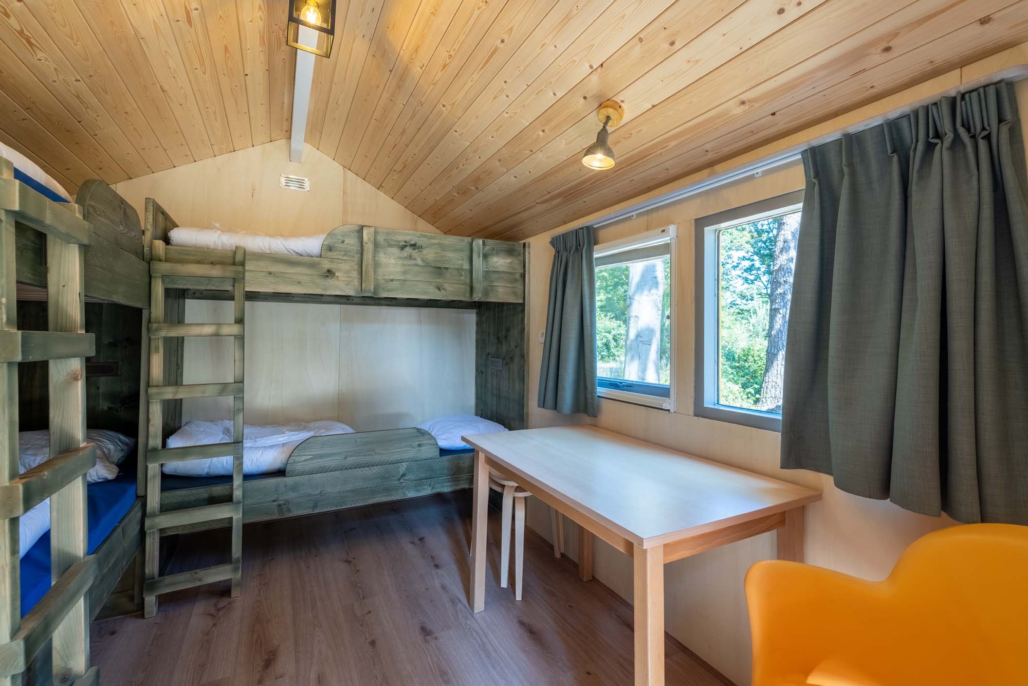 Blokhut op een kindercamping